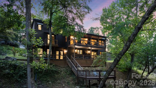 1754 Lake Tahoma Road, Marion, NC 28752