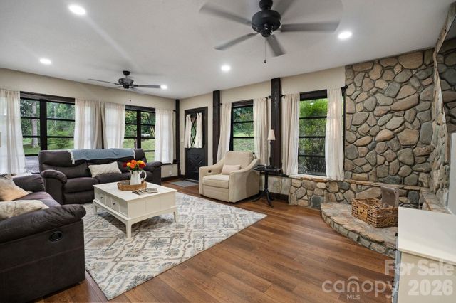1754 Lake Tahoma Road, Marion, NC 28752