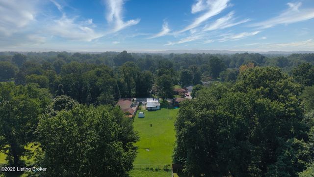 6674 Rutledge Rd, Louisville, KY 40258