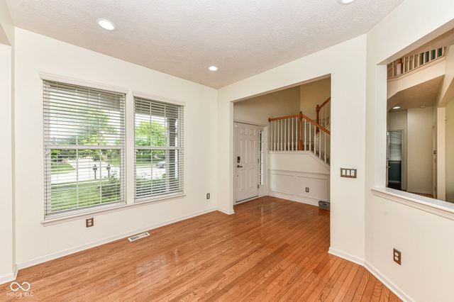 13973 Avalon E Drive, Fishers, IN 46037