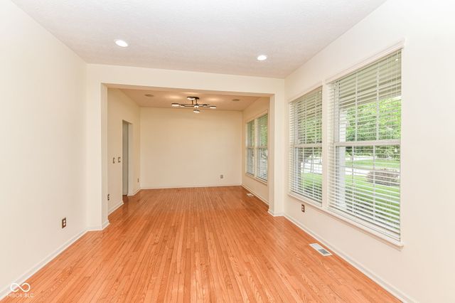 13973 Avalon E Drive, Fishers, IN 46037