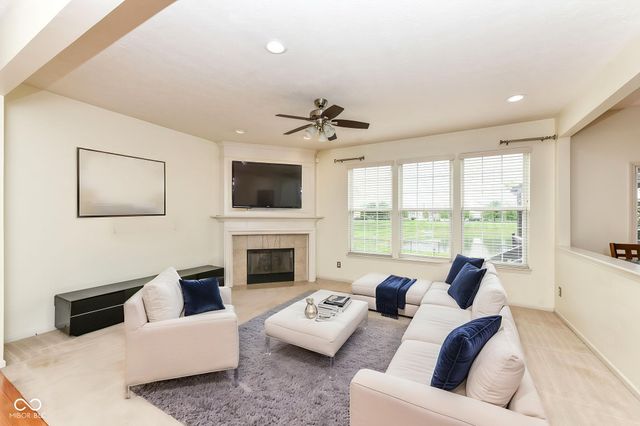 13973 Avalon E Drive, Fishers, IN 46037