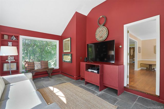 148 Devoe Road, Chappaqua, NY 10514