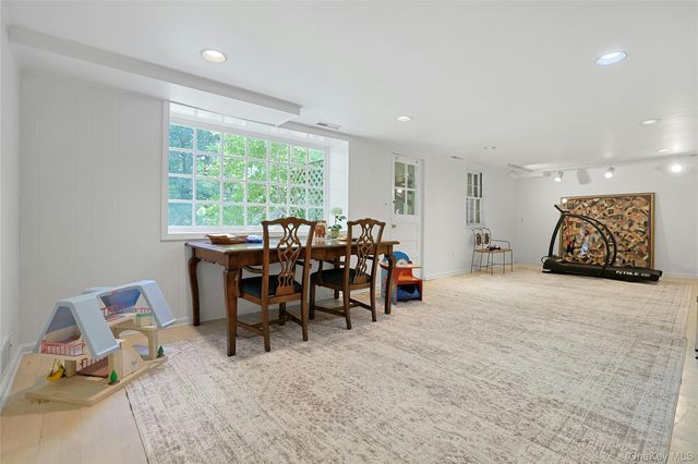 148 Devoe Road, Chappaqua, NY 10514