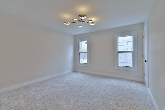 254 E South Street, Elmhurst, IL 60126