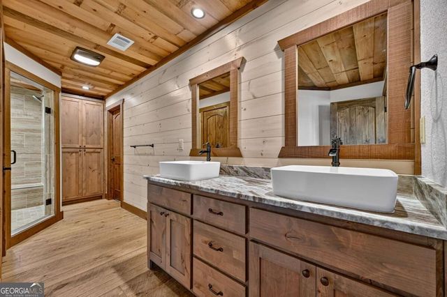 320 Amber Ridge, Blue Ridge, GA 30513