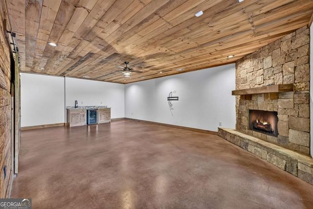 320 Amber Ridge, Blue Ridge, GA 30513