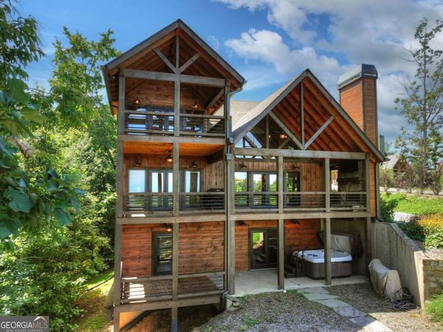 320 Amber Ridge, Blue Ridge, GA 30513