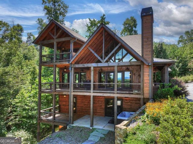 320 Amber Ridge, Blue Ridge, GA 30513