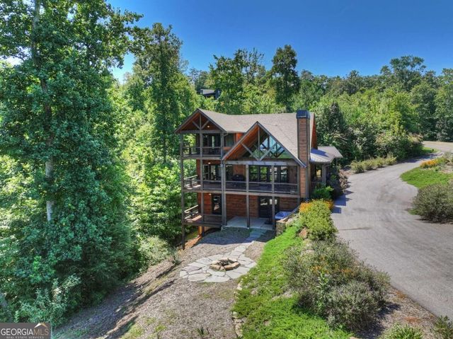 320 Amber Ridge, Blue Ridge, GA 30513