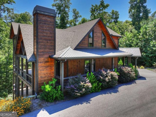 320 Amber Ridge, Blue Ridge, GA 30513