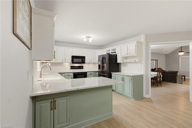 7179 Blackmoor Road, Kernersville, NC 27284