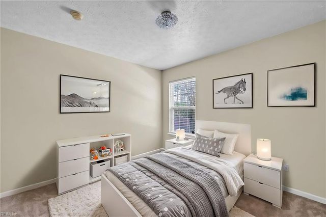 746 Kings Ridge DR, Newport News, VA 23608