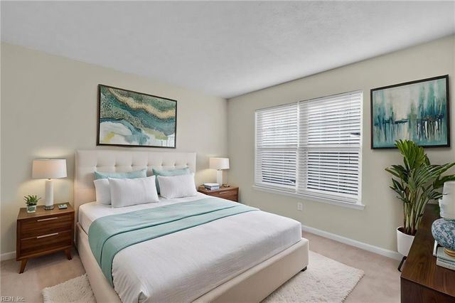 746 Kings Ridge DR, Newport News, VA 23608