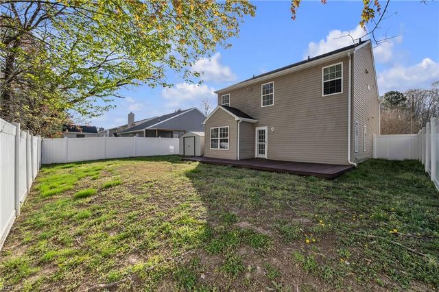 746 Kings Ridge DR, Newport News, VA 23608