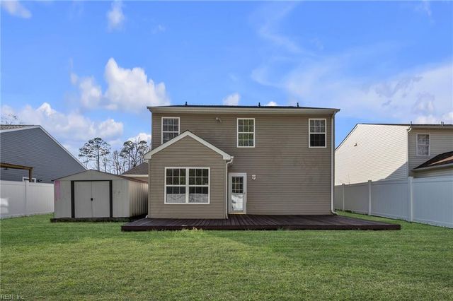 746 Kings Ridge DR, Newport News, VA 23608