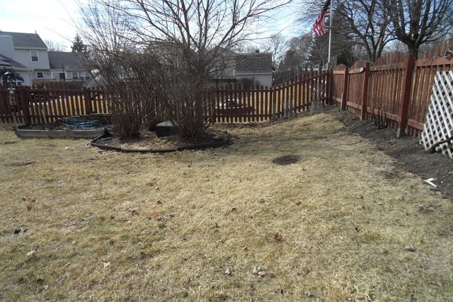 573 Ryegrass Trail, Aurora, IL 60504