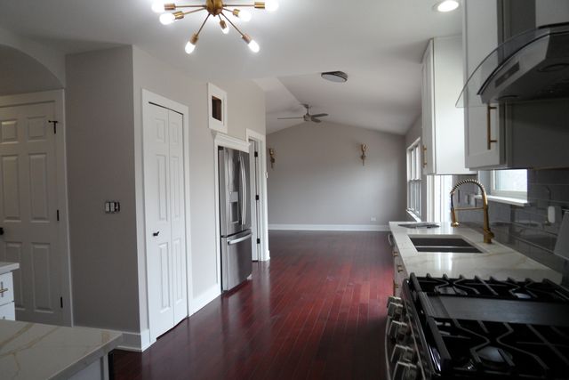 573 Ryegrass Trail, Aurora, IL 60504