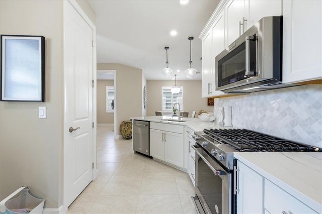 25029 PEARL LAKE CIRCLE, Englewood, FL 34223