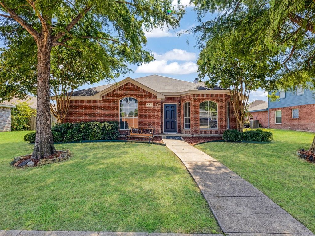 6917 Fairfield Drive, Rowlett, TX 75089