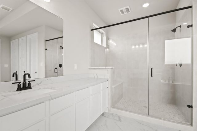 132 Peninsula Point Drive, Montgomery, TX 77356