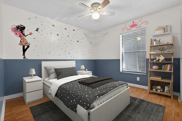 1340 E Golfview Drive, Pembroke Pines, FL 33026