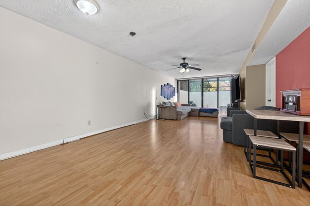 1340 E Golfview Drive, Pembroke Pines, FL 33026