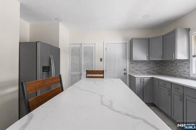 9 Sycamore Street, Bloomfield, NJ 07003