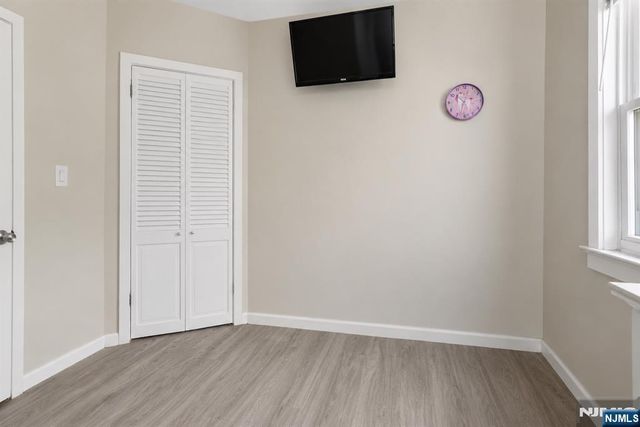 9 Sycamore Street, Bloomfield, NJ 07003