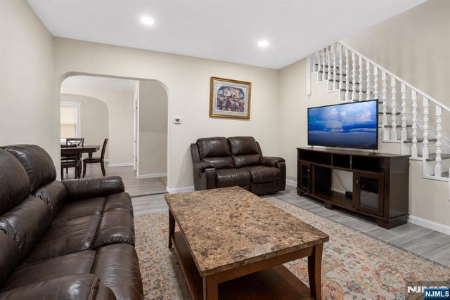 9 Sycamore Street, Bloomfield, NJ 07003