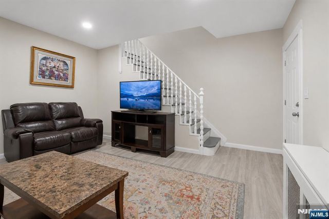 9 Sycamore Street, Bloomfield, NJ 07003