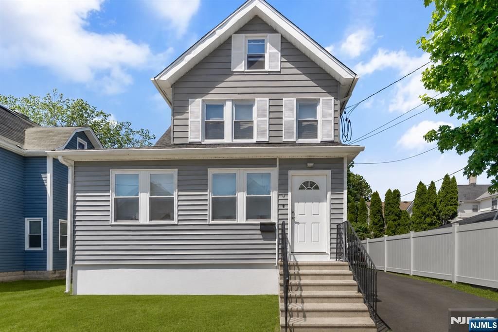 9 Sycamore Street, Bloomfield, NJ 07003