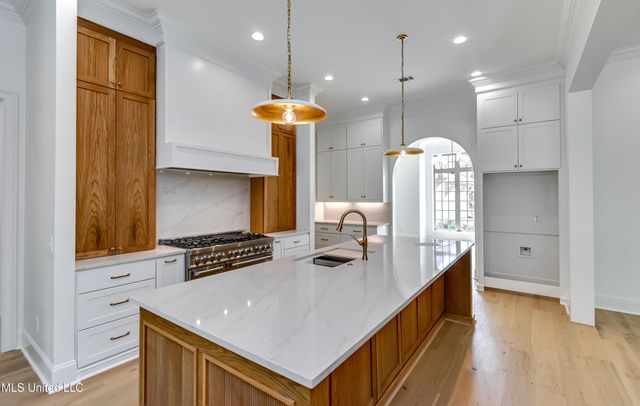 187 Westlake Circle, Madison, MS 39110