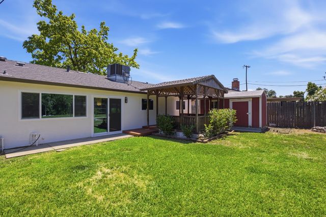 2209 Cervantes Dr, Rancho Cordova, CA 95670