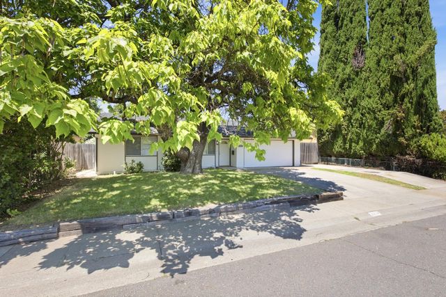 2209 Cervantes Dr, Rancho Cordova, CA 95670