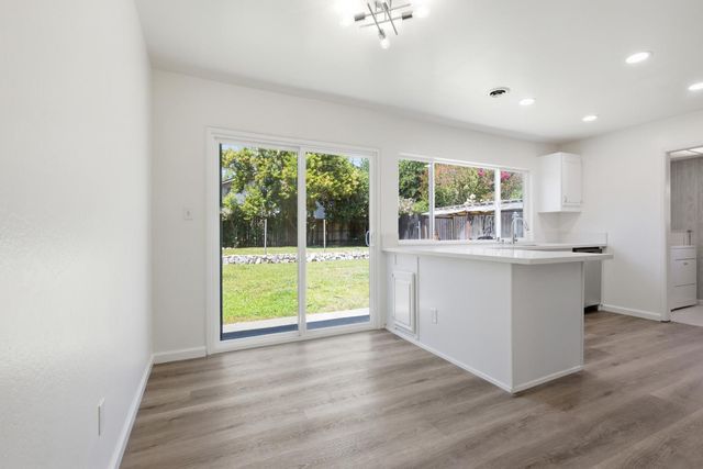 2209 Cervantes Dr, Rancho Cordova, CA 95670