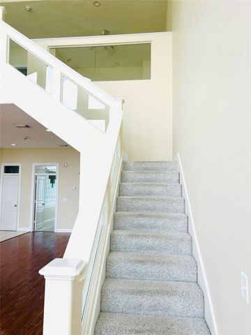 807 Kipp Avenue B, Kemah, TX 77565