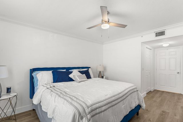 4180 W San Marino Boulevard 107, West Palm Beach, FL 33409