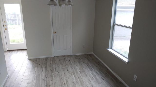 2739 Fairview DR, Round Rock, TX 78665