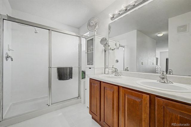 21965 E Irish Drive, Aurora, CO 80016