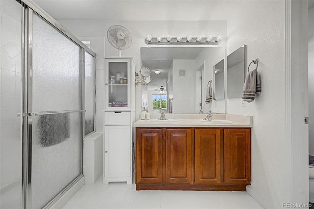21965 E Irish Drive, Aurora, CO 80016