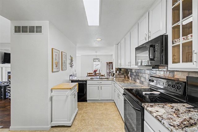 21965 E Irish Drive, Aurora, CO 80016