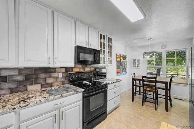 21965 E Irish Drive, Aurora, CO 80016