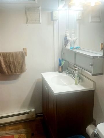 709 Mifflin Ave, Wilkinsburg, PA 15221