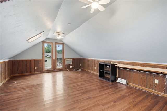 3106 Hogan Avenue NW, Cedar Rapids, IA 52405