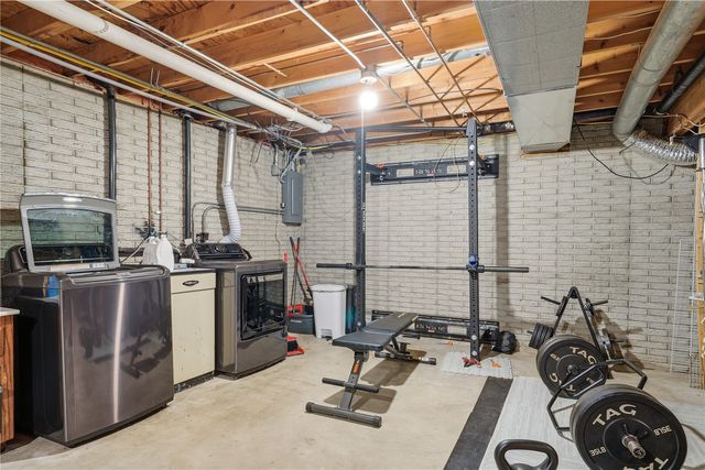 3106 Hogan Avenue NW, Cedar Rapids, IA 52405