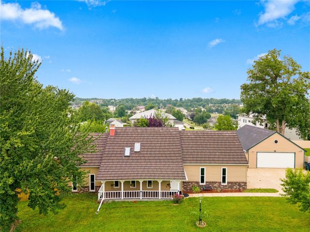3106 Hogan Avenue NW, Cedar Rapids, IA 52405
