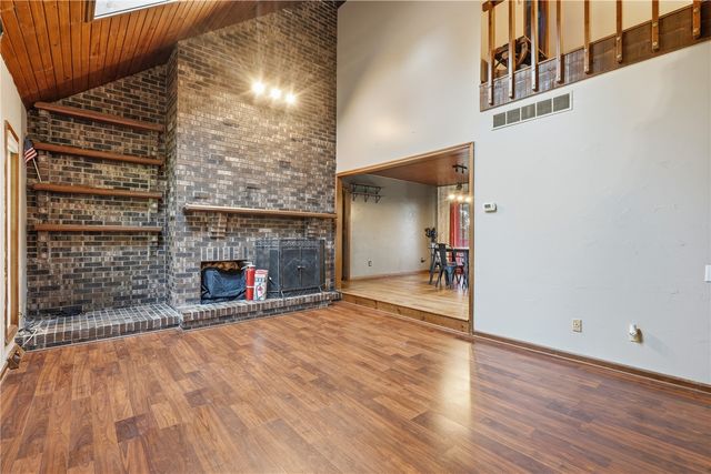 3106 Hogan Avenue NW, Cedar Rapids, IA 52405
