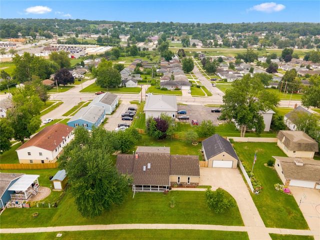3106 Hogan Avenue NW, Cedar Rapids, IA 52405