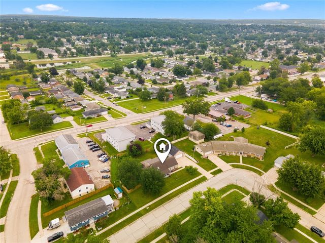 3106 Hogan Avenue NW, Cedar Rapids, IA 52405